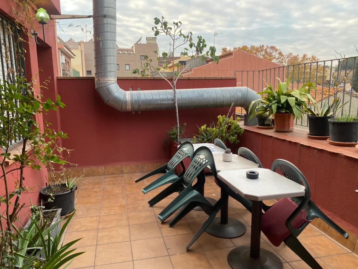 Hostal Galicia Cardedeu Εξωτερικό φωτογραφία